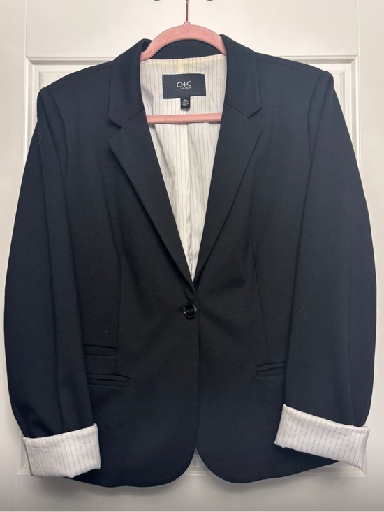 chic Jackets & Blazers - chic Black Single-Button Blazer with Striped Lining